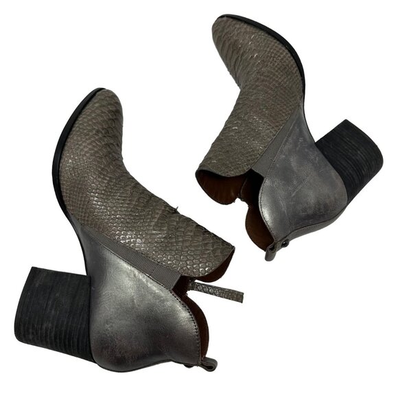 Donald Pliner Edyn Cut Snake Metallic Distressed Leather Ankle Boots Size 10 - Picture 5 of 10